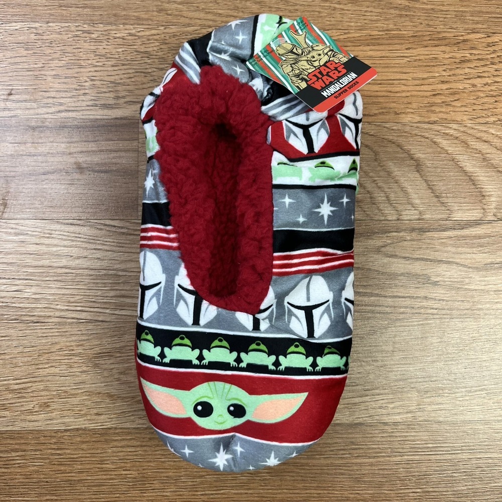 Star Wars The Mandalorian Grogu Slipper Socks Women's One‎ Size Fits 7-9.5 NEW